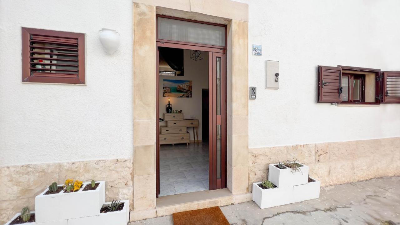 Wepuglia - La Dimora Di Mara Polignano a Mare Exterior foto